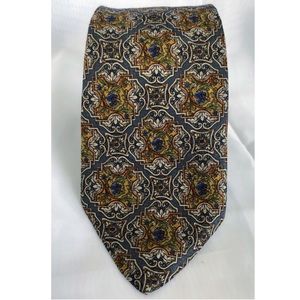 Valentino ♥️ 100% Silk Tie